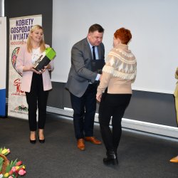 Wręczanie nagród uczestnikom