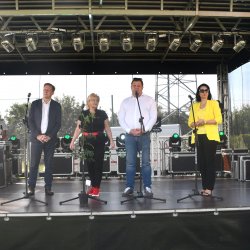 Radna Powiatu Kępińskiego Regina Marczak, Członek Zarządu Powiatu Kępińskiego Marek Potarzycki, Członek Zarządu Powiatu Kępińskiego Krystyna Możdżanowska, Starosta Kępiński Robert Kieruzal, Wicestarosta Kępiński Alicja Śniegocka
