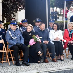 Komendant powiatowy Policji w Kępnie Mirosław Józefiak, Poseł do Parlamentu Europejskiego Andżelika Możdżanowska, Burmistrz Miasta i Gminy Kępno Piotr Psikus, Wicestarosta Kępiński Alicja Śniegocka, Członek Zarządu Powiatu Kępińskiego Krystyna Możdżanowska