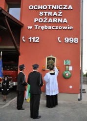 Poświęcono nowy wóz strażacki w Trębaczowie